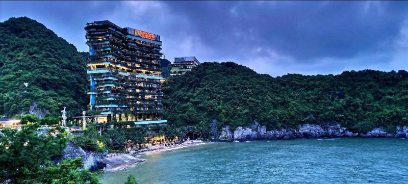 Bãi tắm Cát Cò 3: Thử thách cho Tín đồ bơi lội