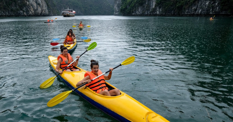 Đảm bảo an toàn khi chèo thuyền kayak