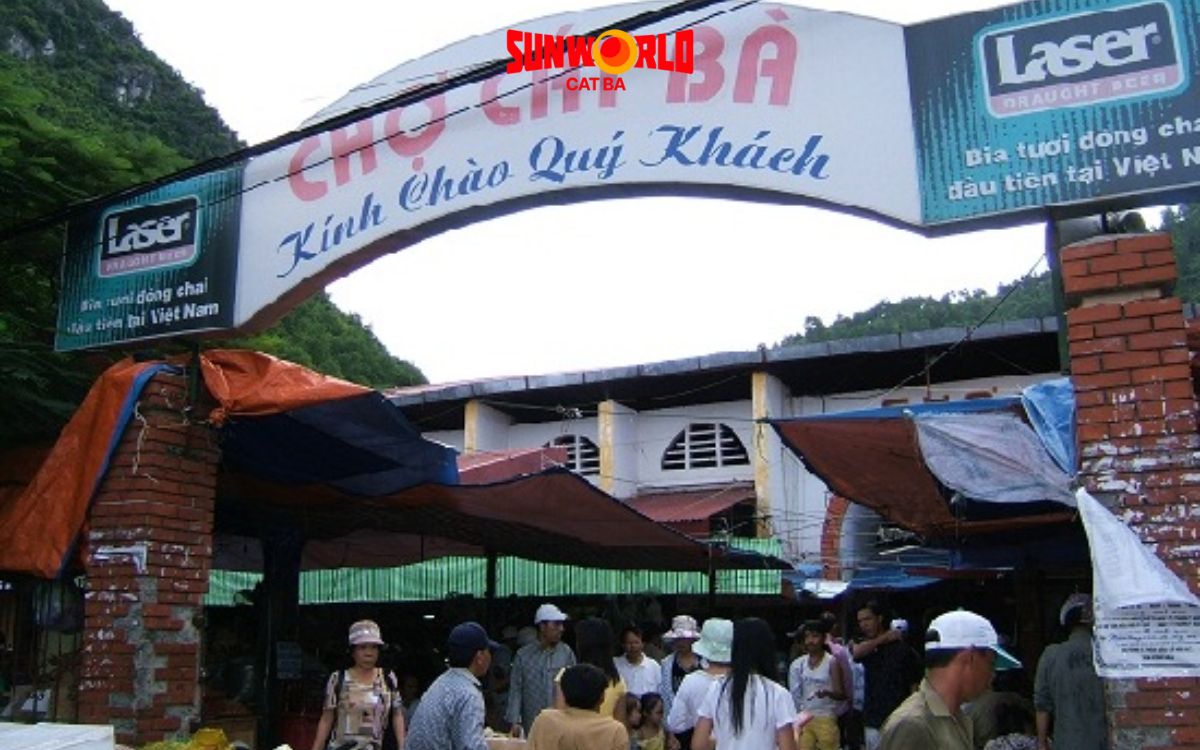 chợ hải sản cát bà