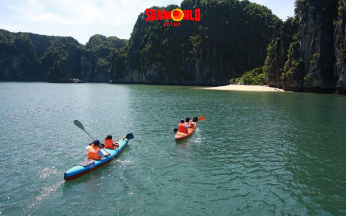 du thuyền Vịnh Lan Hạ