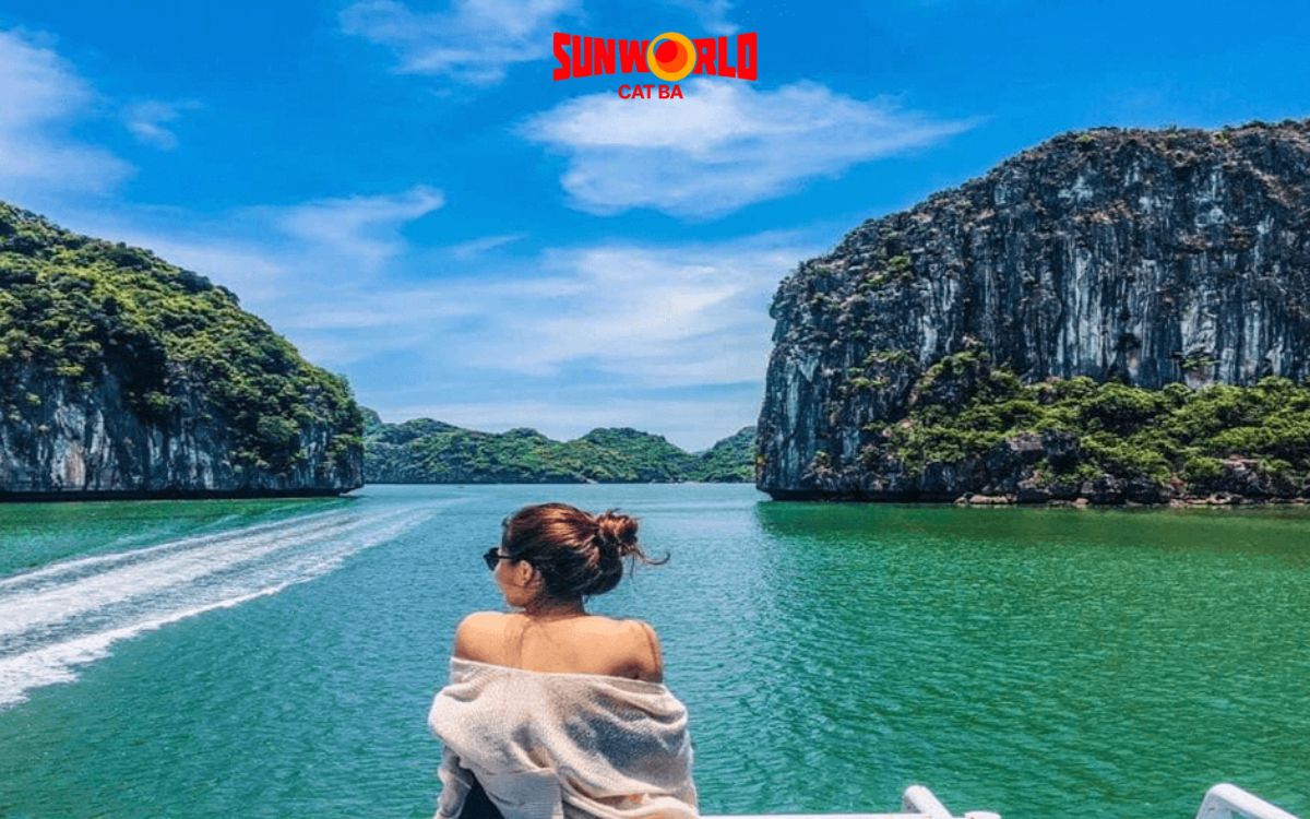 du thuyền Vịnh Lan Hạ